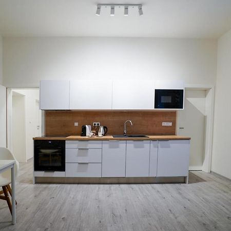 Lucy'S Apartments 2 Olomouc Extérieur photo
